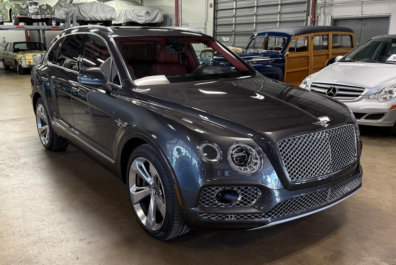 2018 Bentley Bentayga W12 Signature Edition